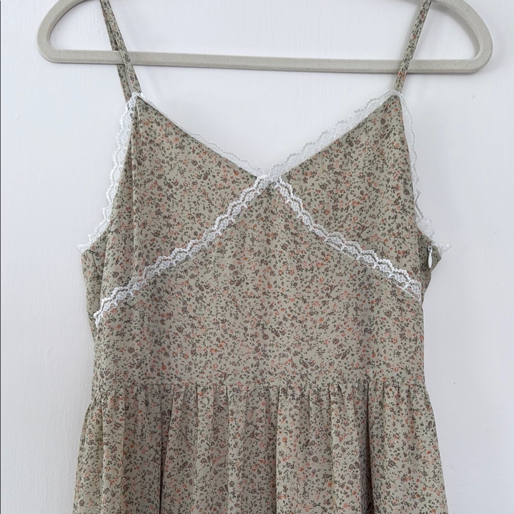 Green Tiered Ruffled Midi Sundress - Picture 2 of 9